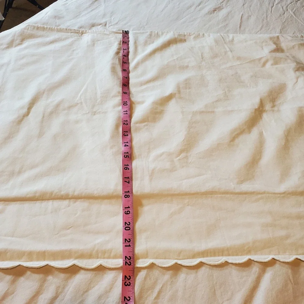 Trussardi 55x102 inch